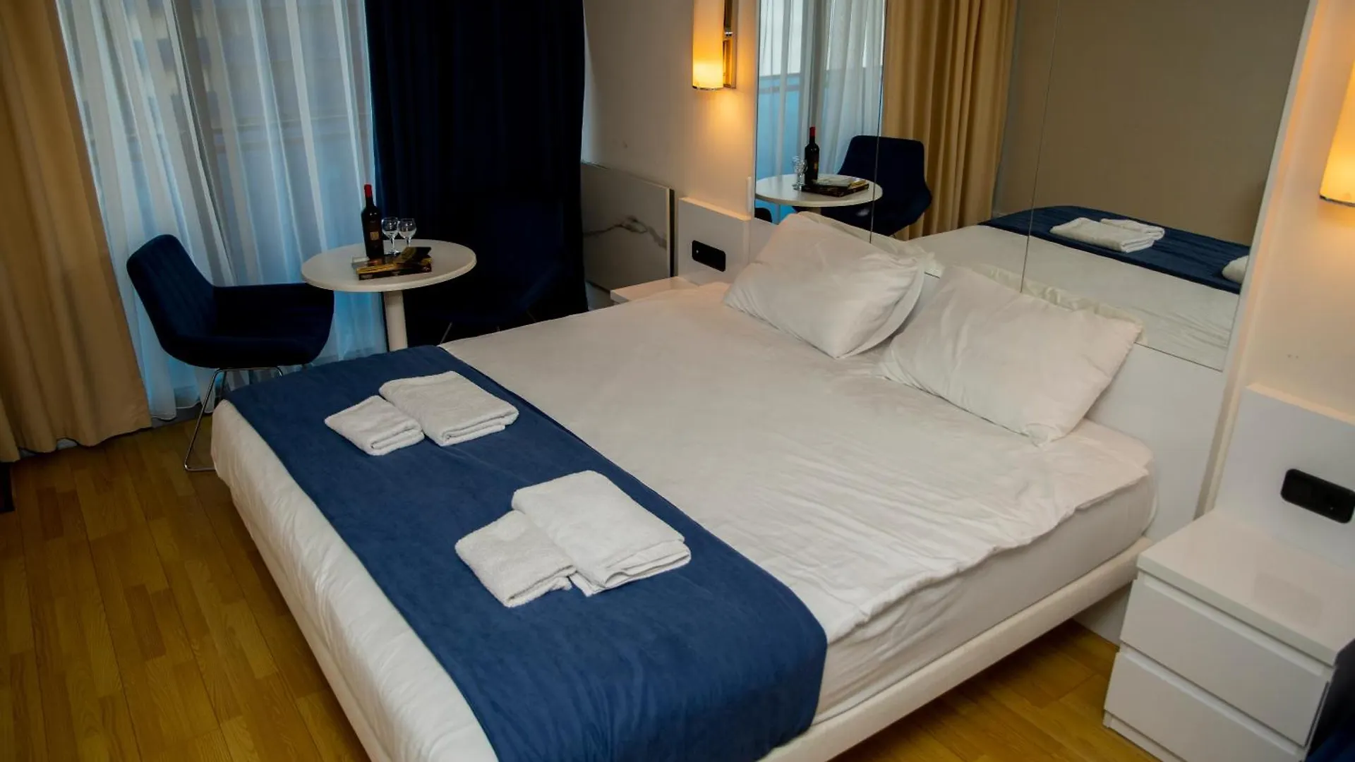 Apart Hotel Batumi Sea-View Resort N1 5*,