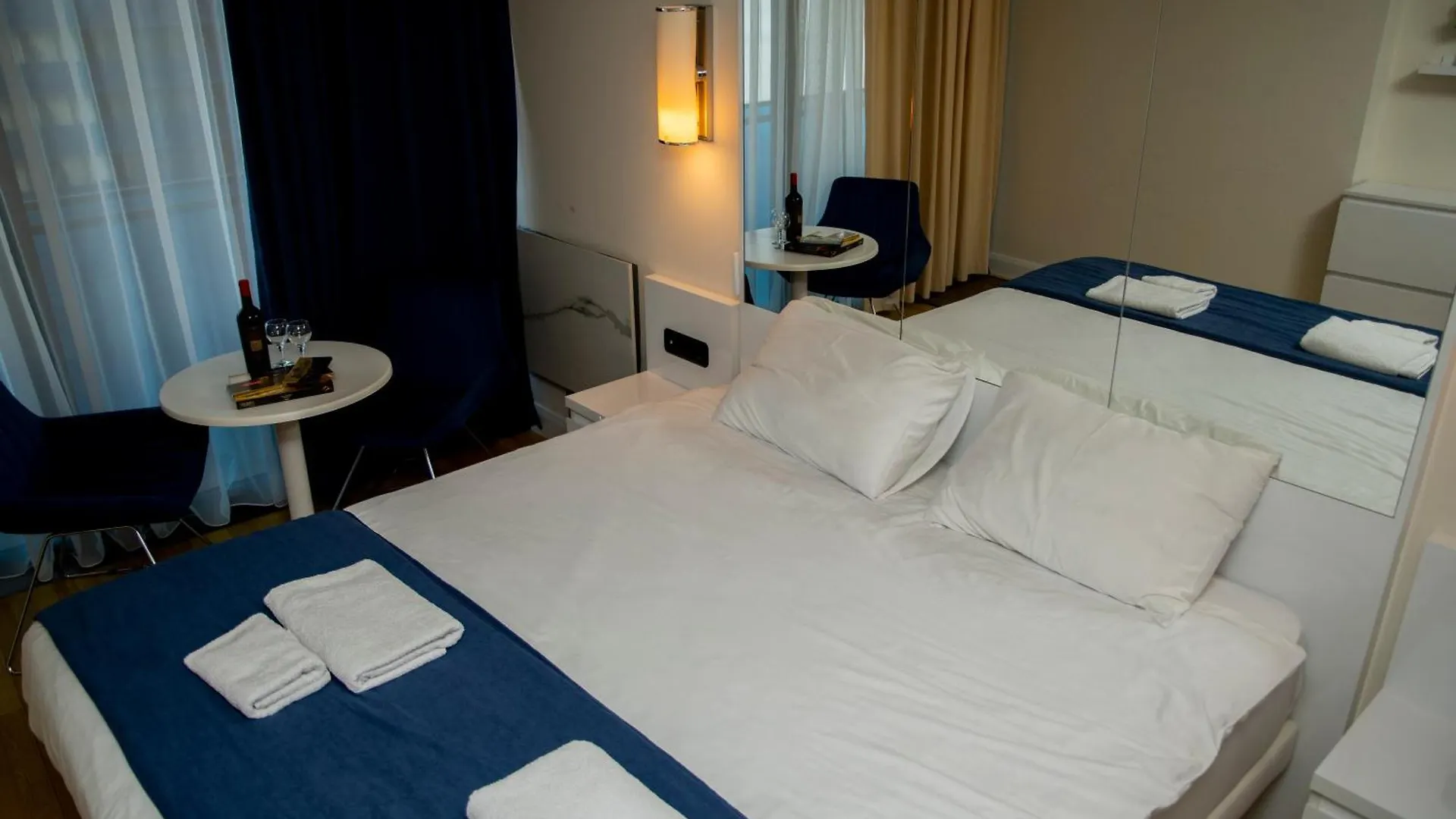 Apart Hotel Batumi Sea-View Resort N1 5*,